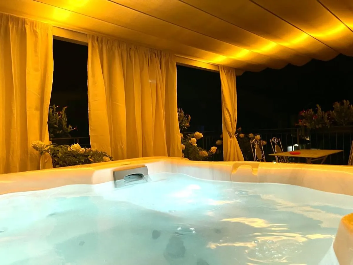 Dimora Di Charme Peschiera Del Garda Apartment