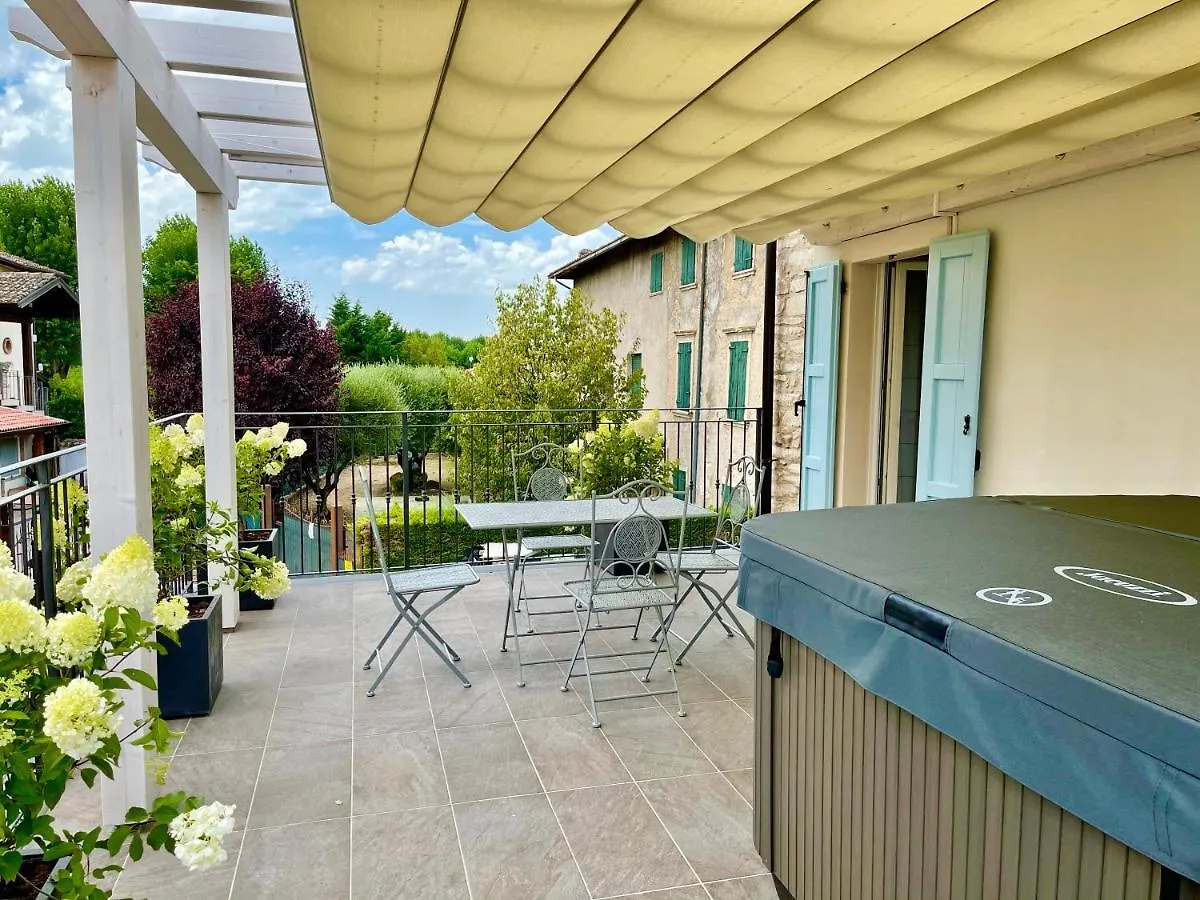 Dimora Di Charme Peschiera Del Garda Apartment