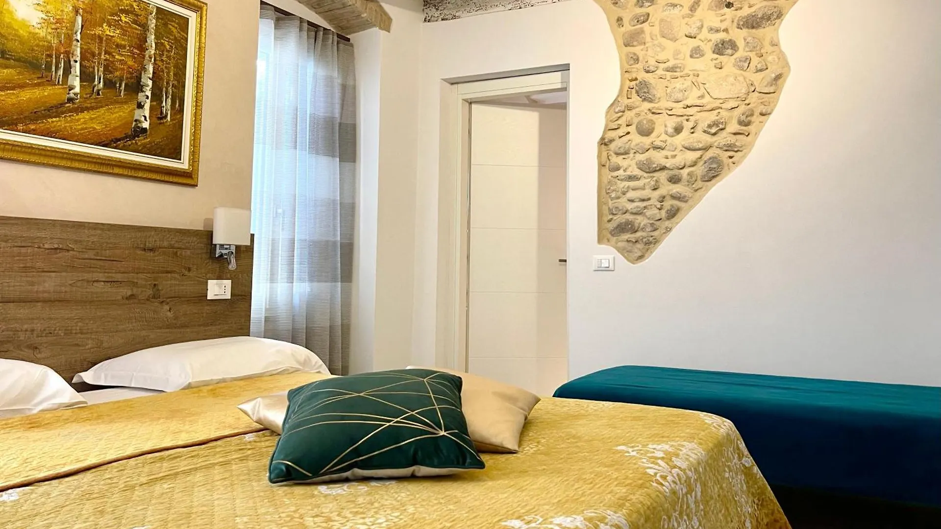 Dimora Di Charme Peschiera Del Garda Apartment 0*,  Italy