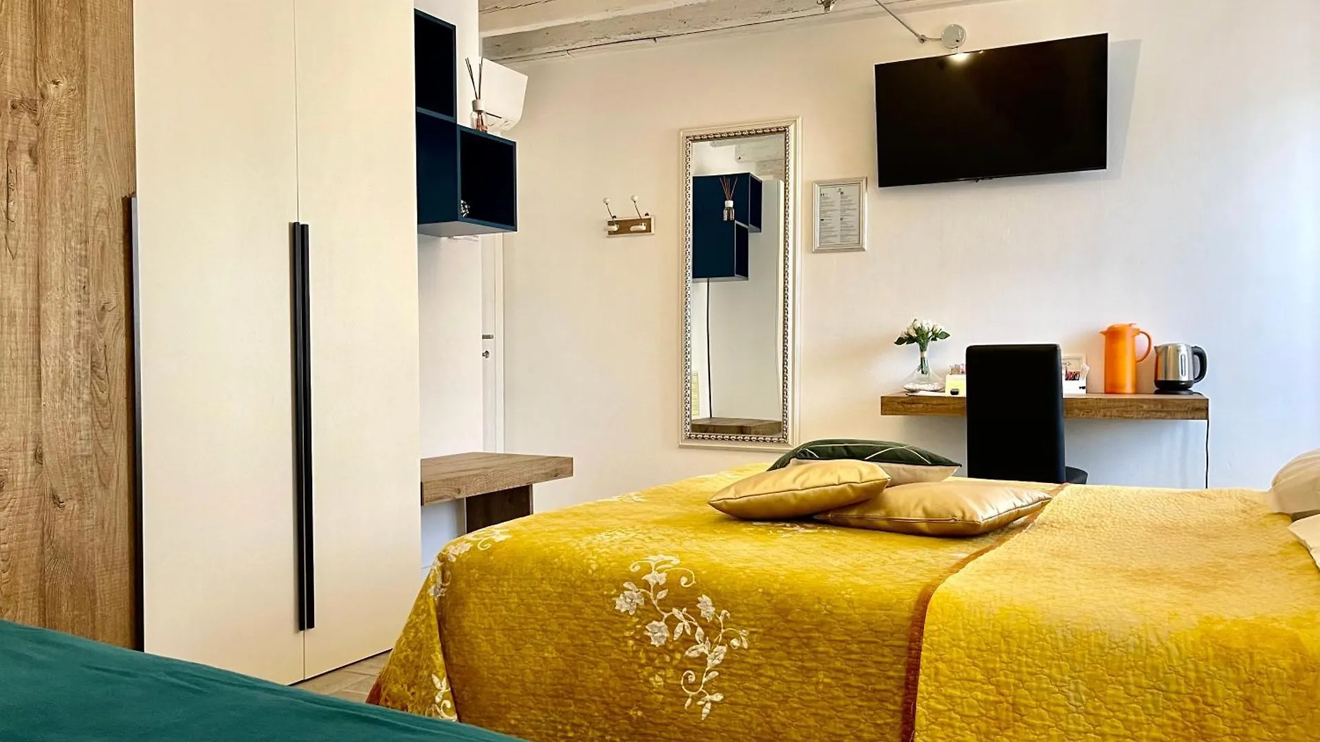 Dimora Di Charme Peschiera Del Garda Apartment