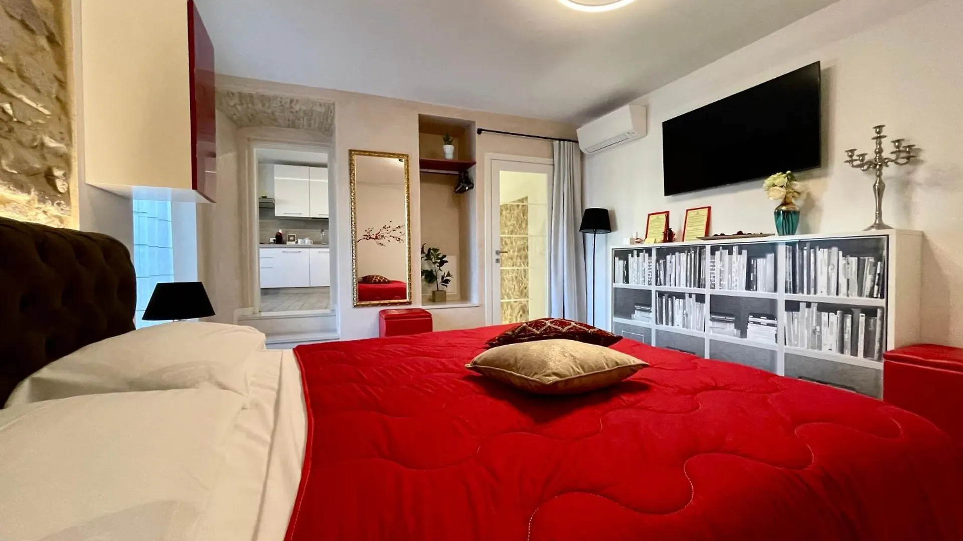 Dimora Di Charme Peschiera Del Garda Apartment 0*,  Italy