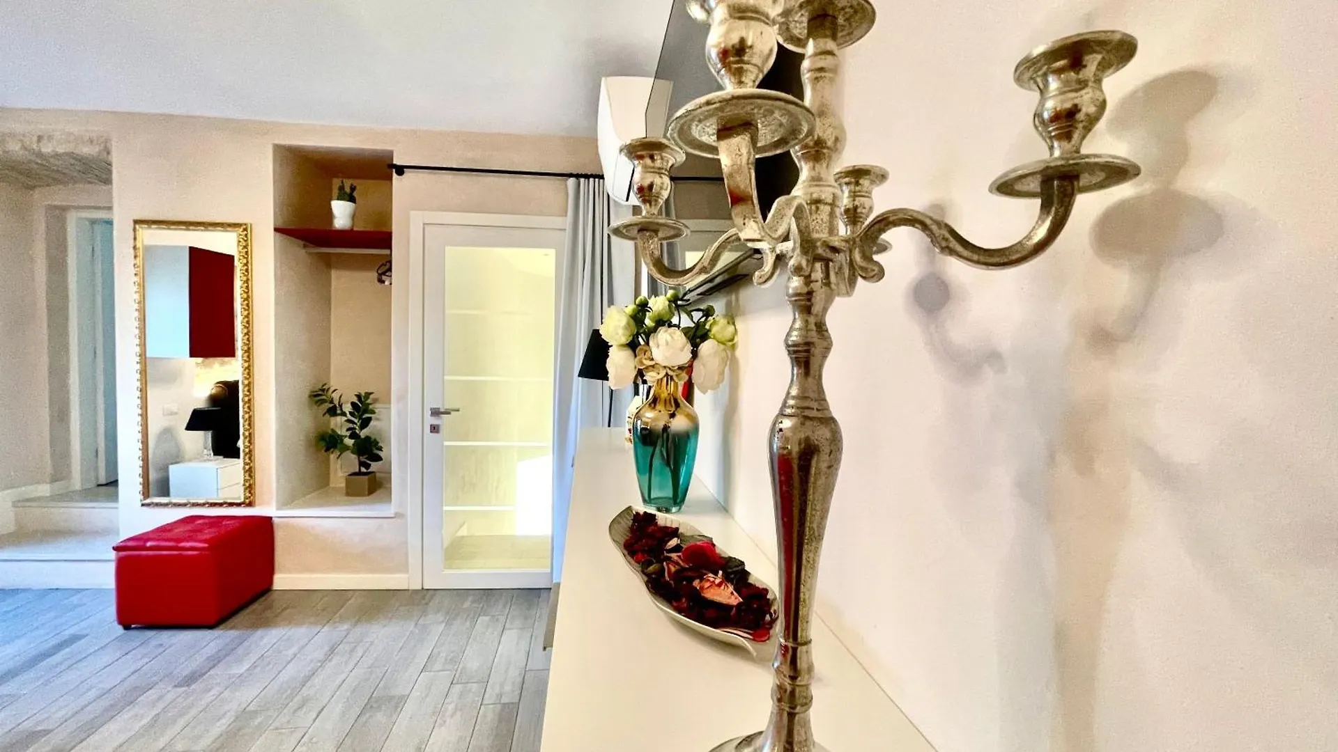 Dimora Di Charme Peschiera Del Garda Apartment 0*,  Italy